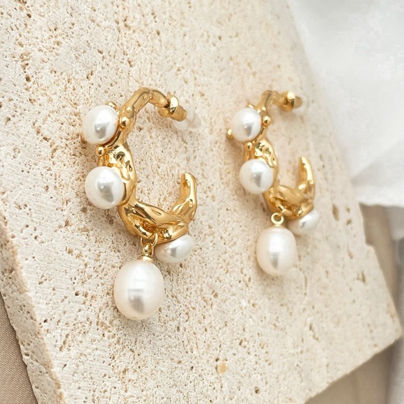 Natural Pearl Gold Wedding Earrings - Picture 4 of 4